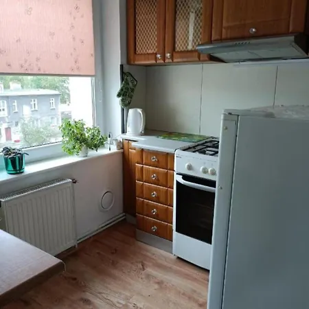 Kawalerka W Pile Ul Roosevelta Dla 4max 3 Lozka Apartamento *